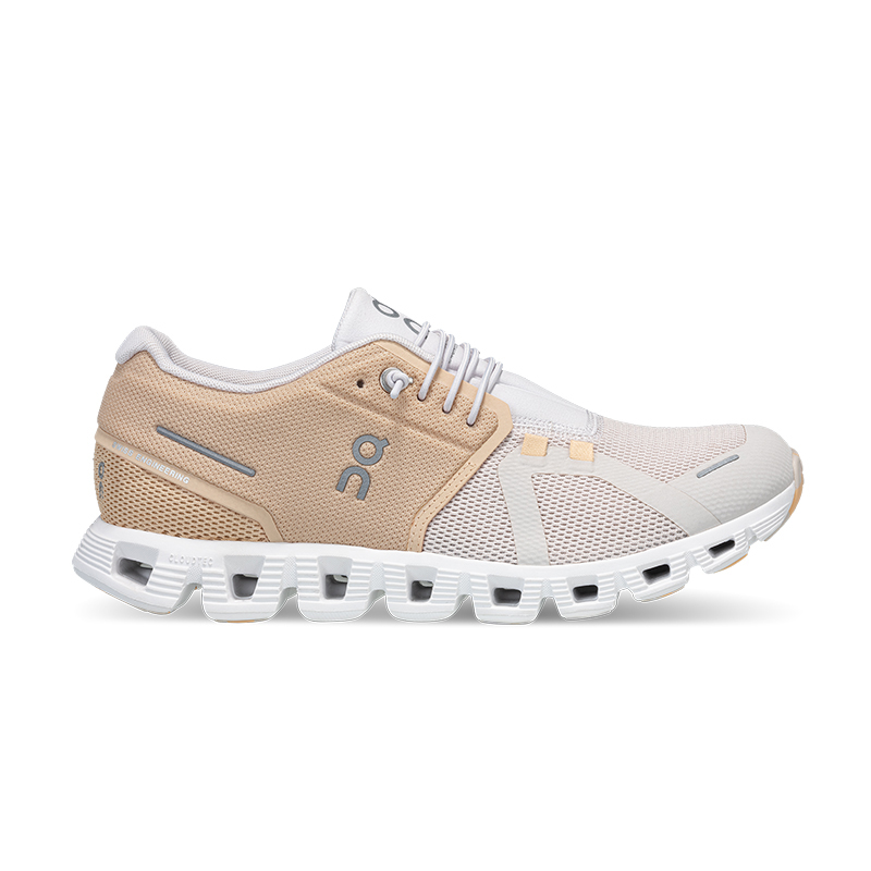 On حذاء سنيكرز كاجوال للنساء Cloud 5 Fuse