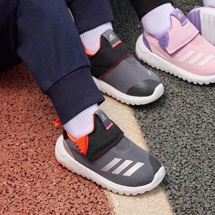 حذاء أديداس كلاسيكي الرياضي SURU365 للأولاد والبنات الصغار