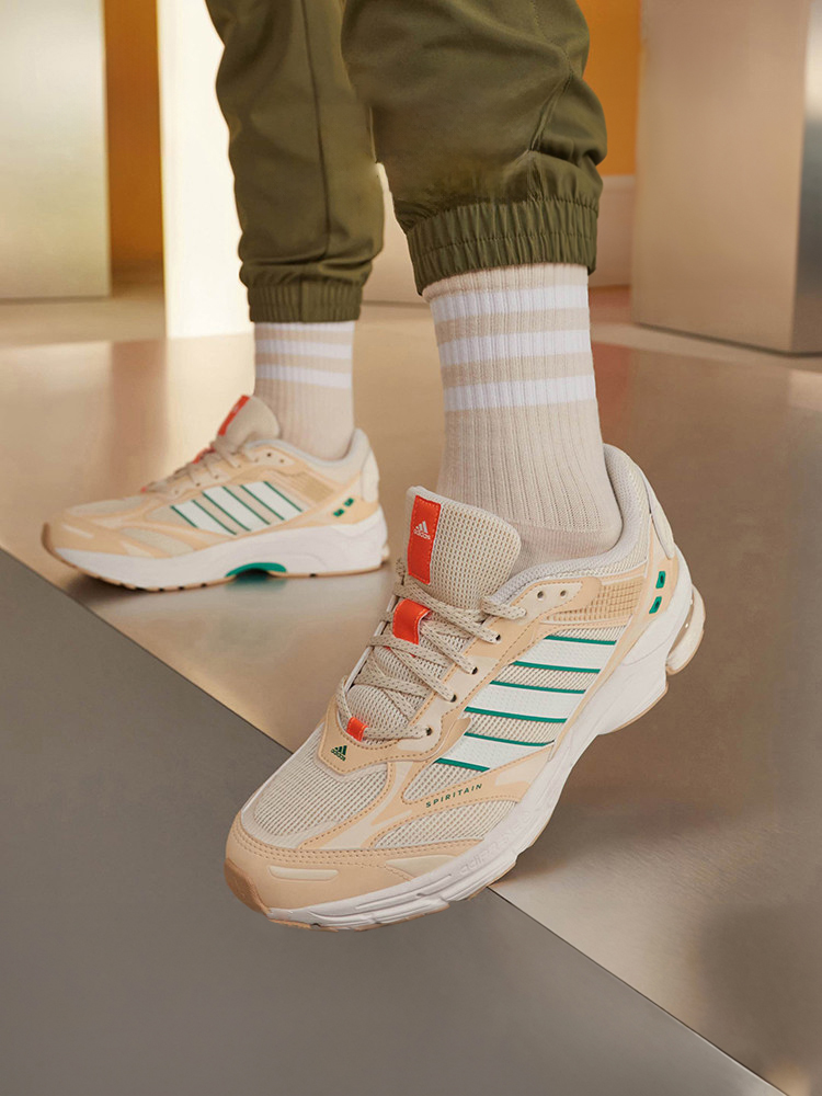 Light Seeker حذاء رياضي خفيف SPIRITAIN 2000 ريترو للرجال والنساء من أديداس
