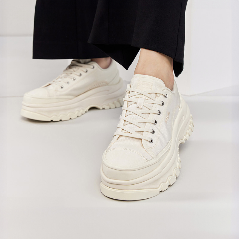 أحذية فيلا رياضية للسيدات أحذية قماشية كاجوال