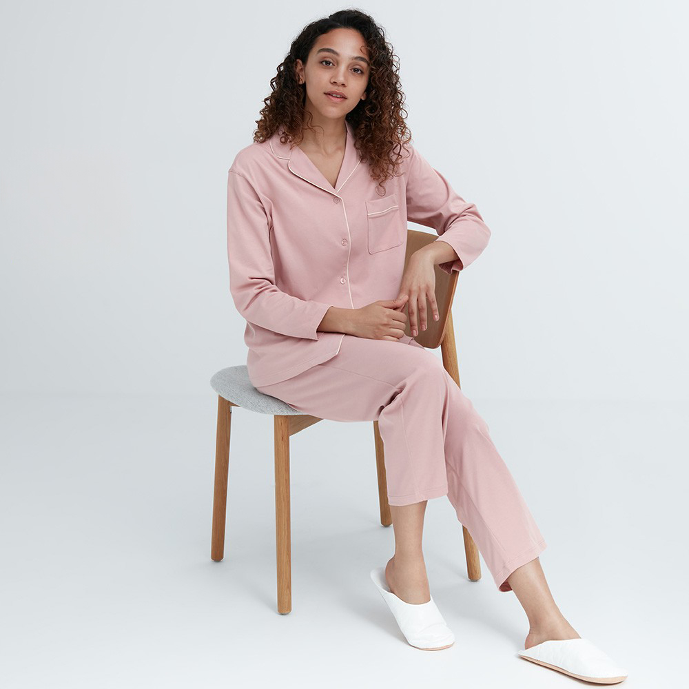 بيجامة Uniqlo النسائية من مزيج القطن AIRism (بدلة بأكمام طويلة منتج جديد لملابس المعيشة) 458966