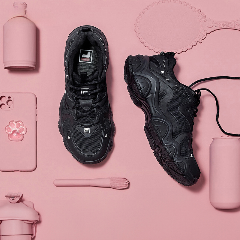 فيلا حذاء نسائي رياضي كاجوال