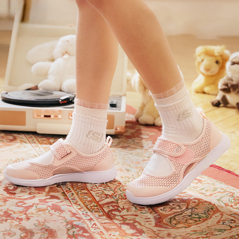 أحذية سكيتشرز Mary Jane للفتيات الأميرة بنعل ناعم